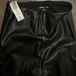 NWT Wilfred Free Jemma Faux Leather Pant